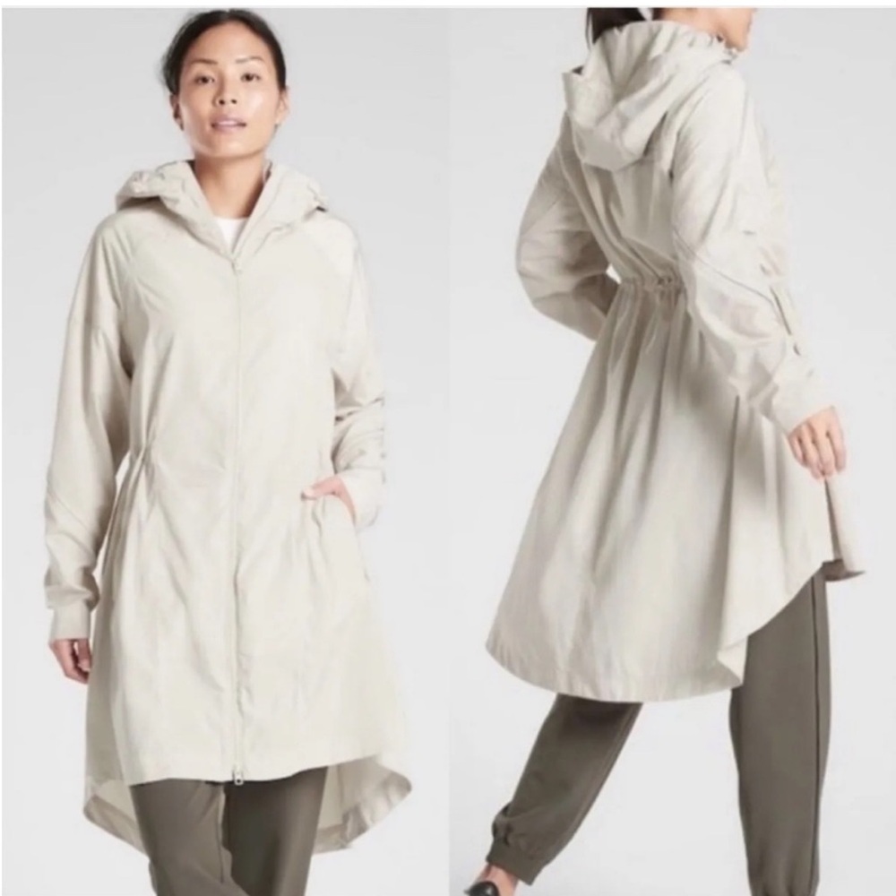 Athleta Solar Wind & Rain Anorak Jacket.